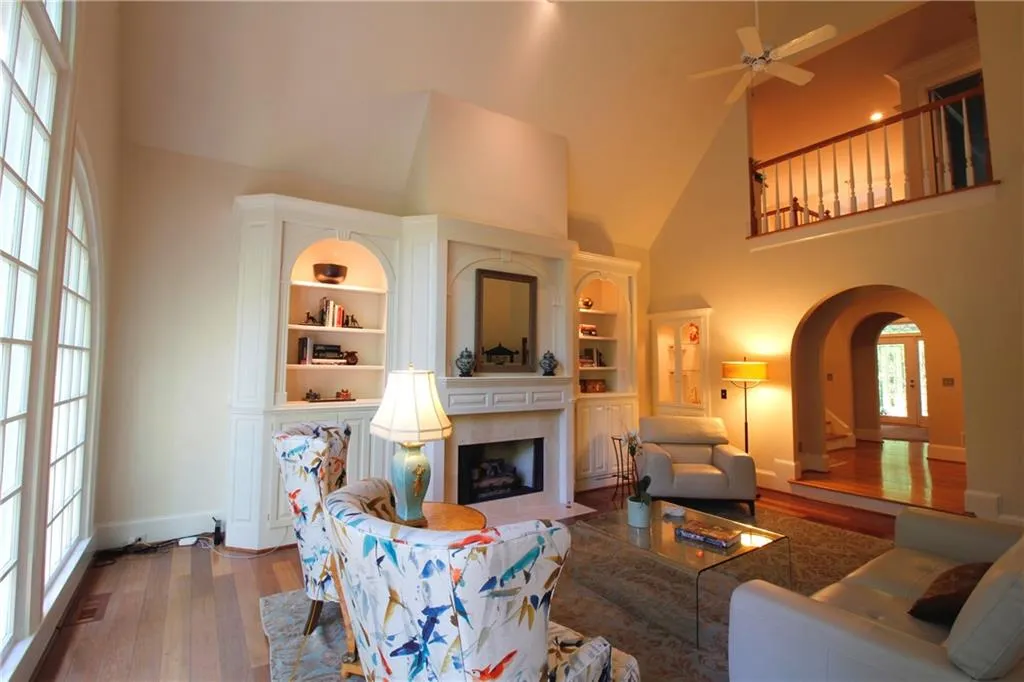 45 Wing Mill Road, Sandy Springs, Georgia 30350, 6 Bedrooms Bedrooms, ,4 BathroomsBathrooms,Residential,Sold,45 Wing Mill Road,7027613