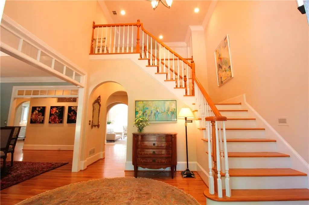 45 Wing Mill Road, Sandy Springs, Georgia 30350, 6 Bedrooms Bedrooms, ,4 BathroomsBathrooms,Residential,Sold,45 Wing Mill Road,7027613