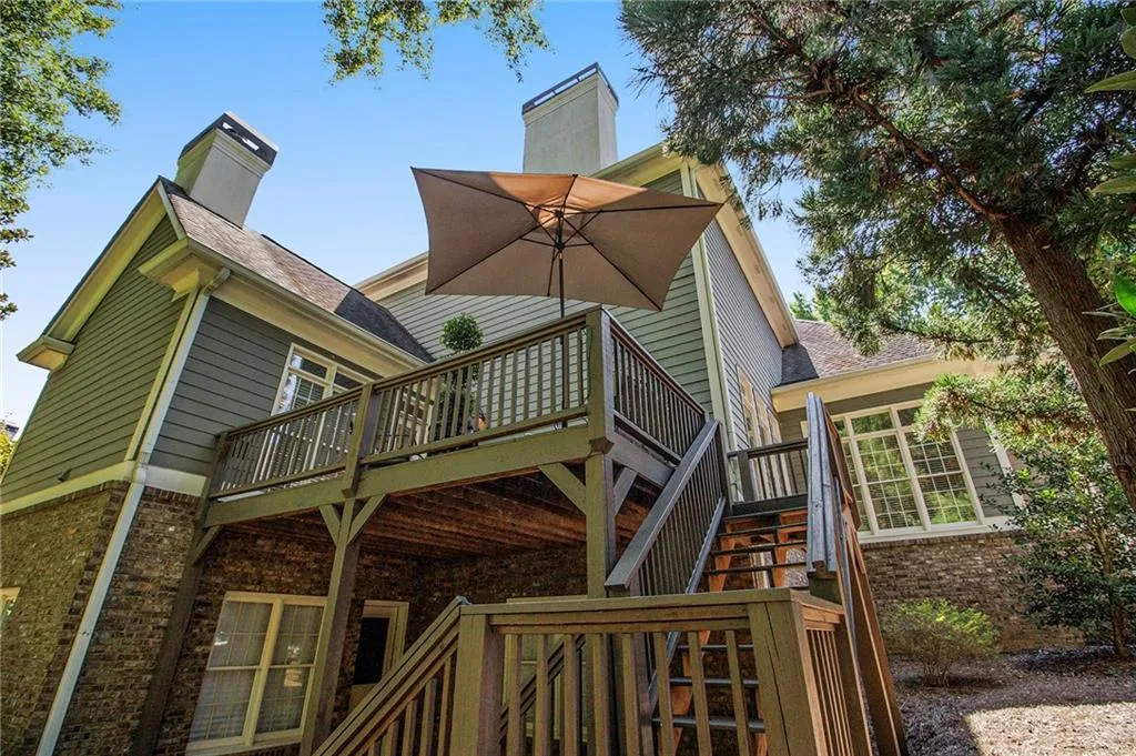 185 Windsor Cove, Atlanta, Georgia 30328, 4 Bedrooms Bedrooms, ,4 BathroomsBathrooms,Residential,For Sale,185 Windsor Cove,7648351