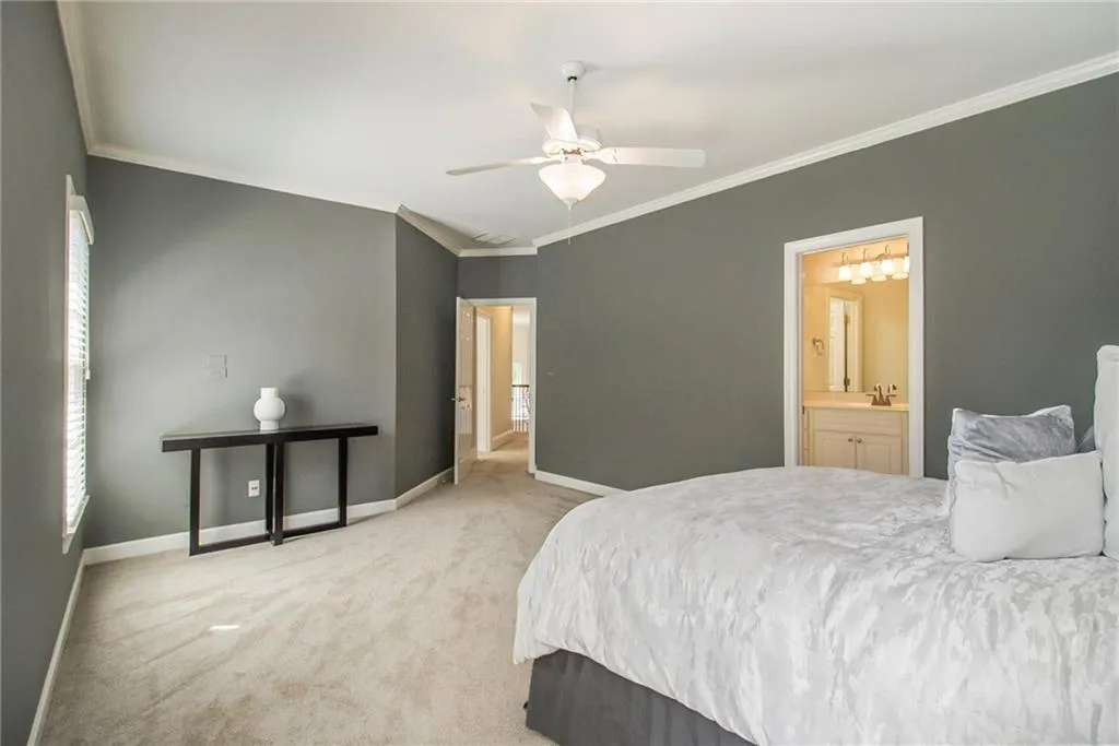 185 Windsor Cove, Atlanta, Georgia 30328, 4 Bedrooms Bedrooms, ,4 BathroomsBathrooms,Residential,For Sale,185 Windsor Cove,7648351