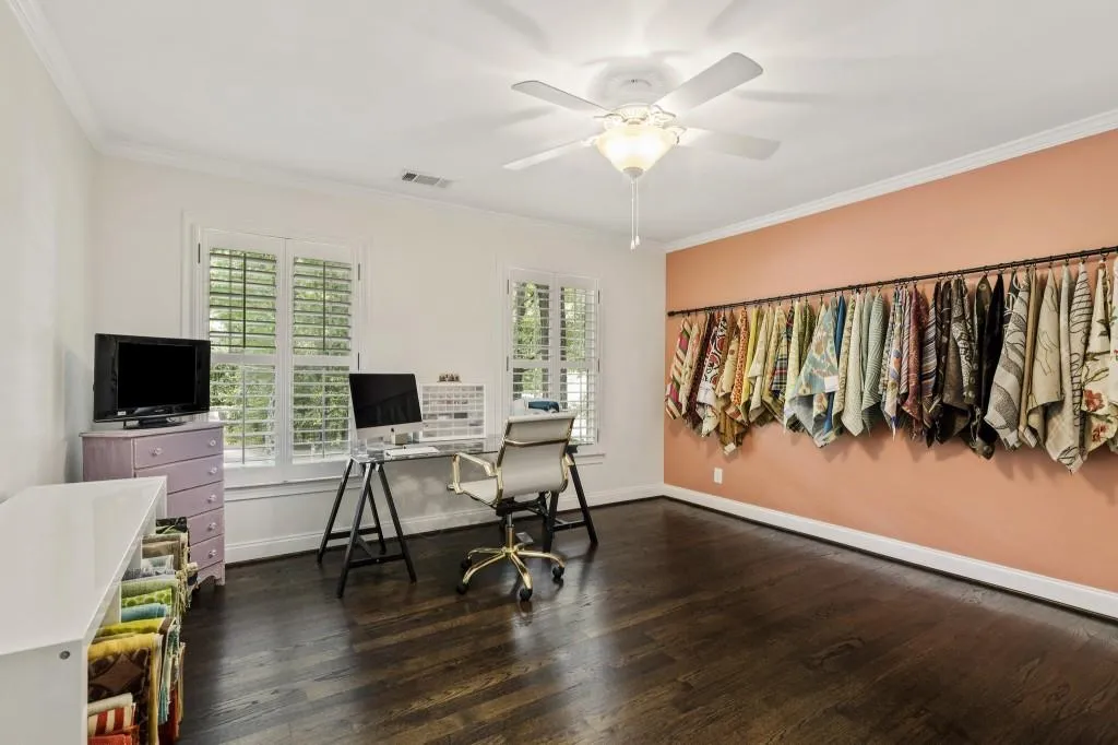 8875 Buckhorn, Sandy Springs, Georgia 30350, 4 Bedrooms Bedrooms, ,4 BathroomsBathrooms,Residential,Sold,8875 Buckhorn,6749037