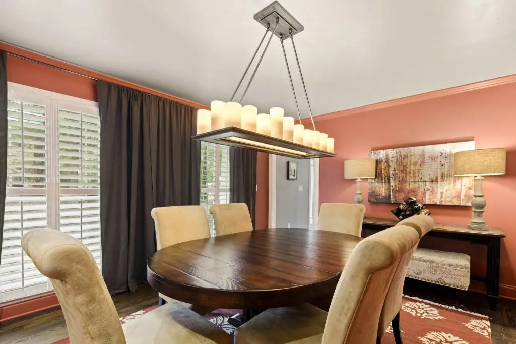 8875 Buckhorn, Sandy Springs, Georgia 30350, 4 Bedrooms Bedrooms, ,4 BathroomsBathrooms,Residential,Sold,8875 Buckhorn,6749037