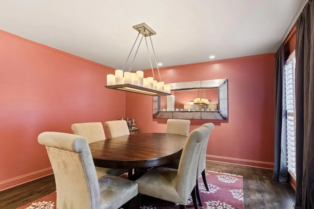 8875 Buckhorn, Sandy Springs, Georgia 30350, 4 Bedrooms Bedrooms, ,4 BathroomsBathrooms,Residential,Sold,8875 Buckhorn,6749037