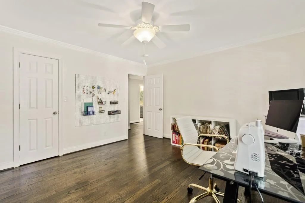 8875 Buckhorn, Sandy Springs, Georgia 30350, 4 Bedrooms Bedrooms, ,4 BathroomsBathrooms,Residential,Sold,8875 Buckhorn,6749037