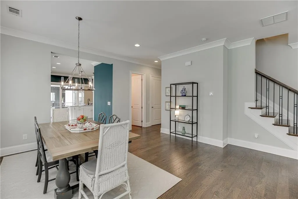 6516 Aria Village Dr., Sandy Springs, Georgia 30328, 3 Bedrooms Bedrooms, ,3 BathroomsBathrooms,Residential,Sold,6516 Aria Village Dr.,6928050