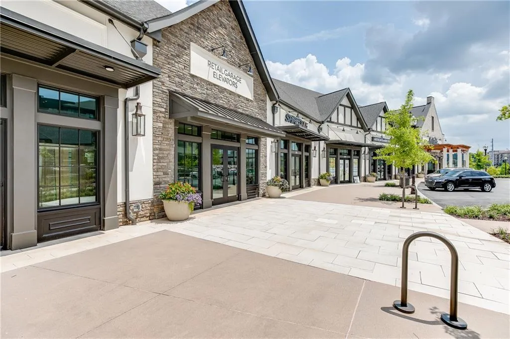 6516 Aria Village Dr., Sandy Springs, Georgia 30328, 3 Bedrooms Bedrooms, ,3 BathroomsBathrooms,Residential,Sold,6516 Aria Village Dr.,6928050