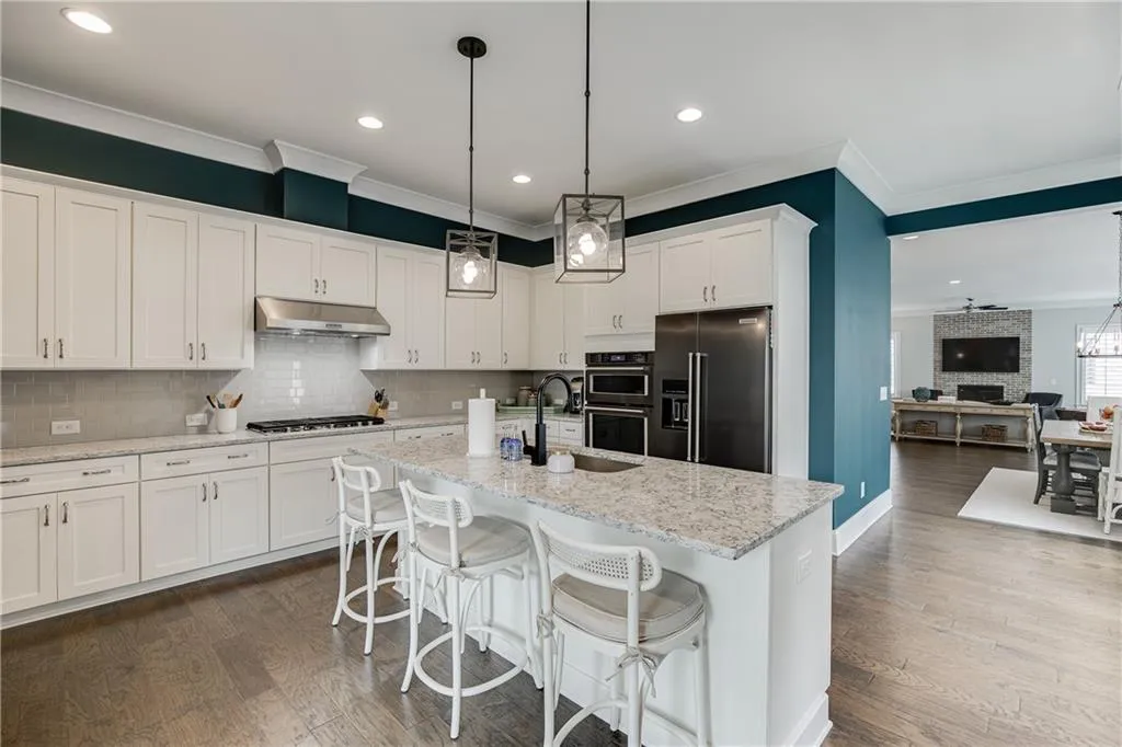 6516 Aria Village Dr., Sandy Springs, Georgia 30328, 3 Bedrooms Bedrooms, ,3 BathroomsBathrooms,Residential,Sold,6516 Aria Village Dr.,6928050