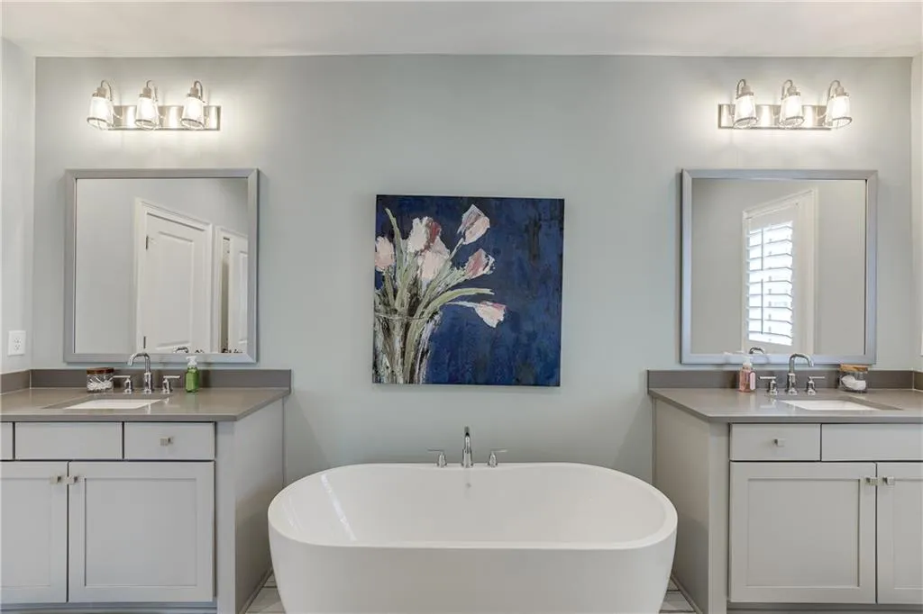 6516 Aria Village Dr., Sandy Springs, Georgia 30328, 3 Bedrooms Bedrooms, ,3 BathroomsBathrooms,Residential,Sold,6516 Aria Village Dr.,6928050