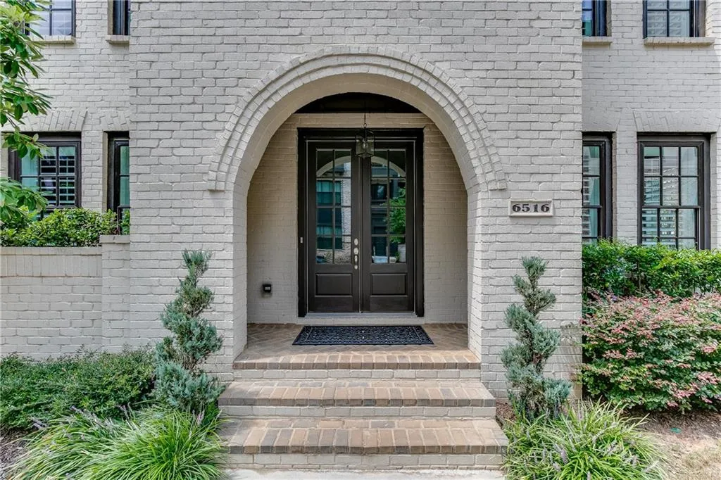 6516 Aria Village Dr., Sandy Springs, Georgia 30328, 3 Bedrooms Bedrooms, ,3 BathroomsBathrooms,Residential,Sold,6516 Aria Village Dr.,6928050