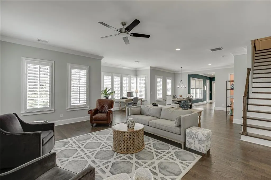 6516 Aria Village Dr., Sandy Springs, Georgia 30328, 3 Bedrooms Bedrooms, ,3 BathroomsBathrooms,Residential,Sold,6516 Aria Village Dr.,6928050