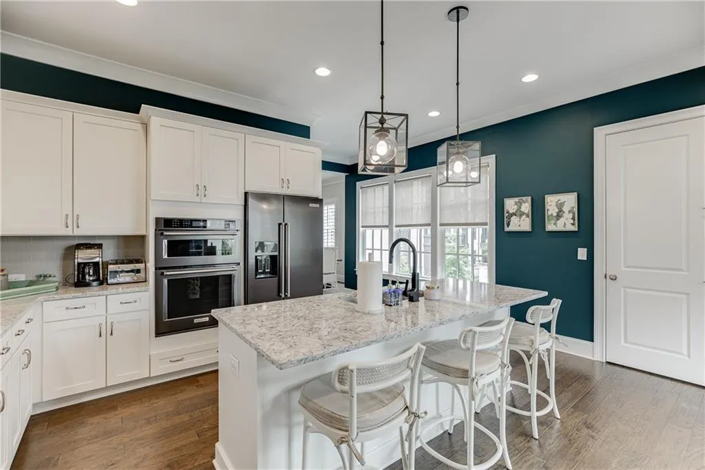 6516 Aria Village Dr., Sandy Springs, Georgia 30328, 3 Bedrooms Bedrooms, ,3 BathroomsBathrooms,Residential,Sold,6516 Aria Village Dr.,6928050