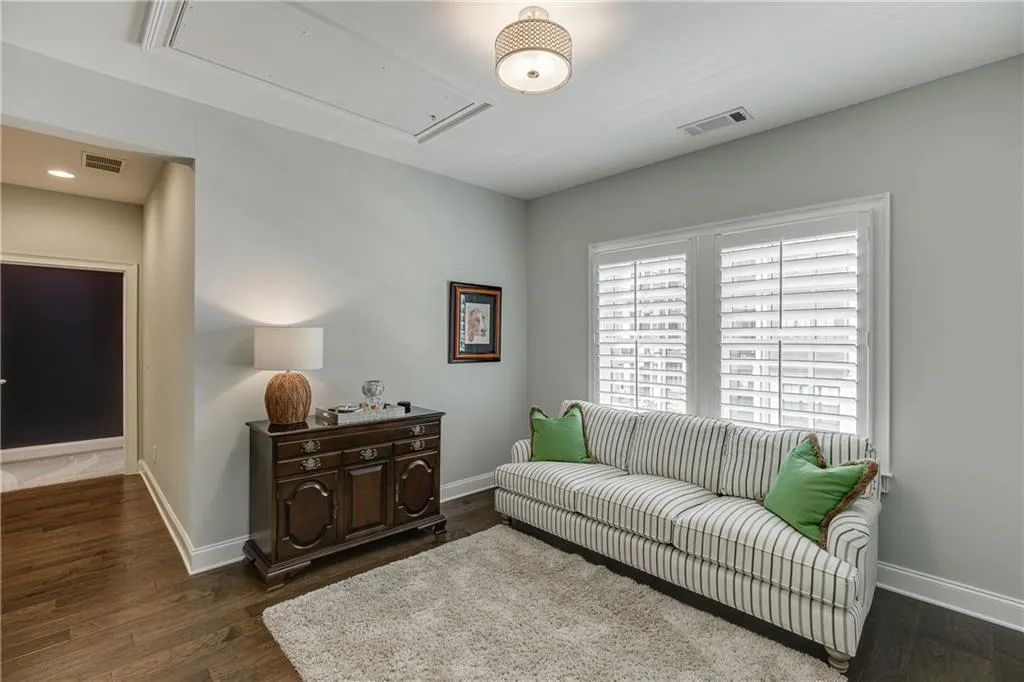 6516 Aria Village Dr., Sandy Springs, Georgia 30328, 3 Bedrooms Bedrooms, ,3 BathroomsBathrooms,Residential,Sold,6516 Aria Village Dr.,6928050