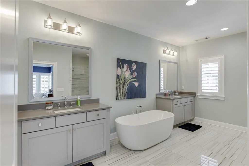 6516 Aria Village Dr., Sandy Springs, Georgia 30328, 3 Bedrooms Bedrooms, ,3 BathroomsBathrooms,Residential,Sold,6516 Aria Village Dr.,6928050