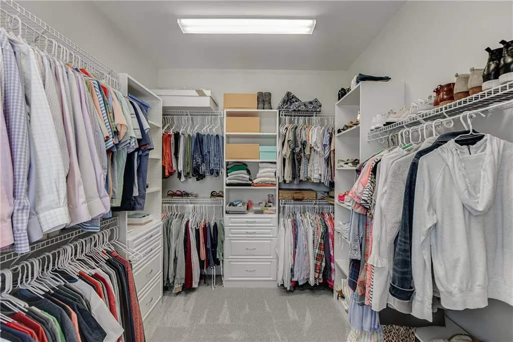 6516 Aria Village Dr., Sandy Springs, Georgia 30328, 3 Bedrooms Bedrooms, ,3 BathroomsBathrooms,Residential,Sold,6516 Aria Village Dr.,6928050