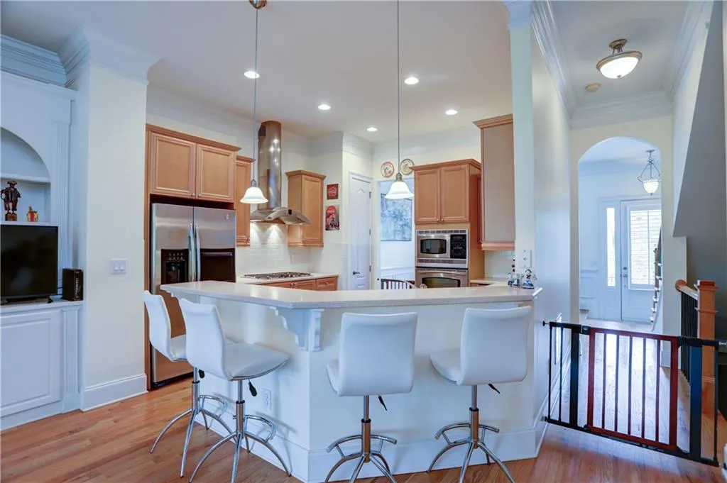 993 Pearl Point, Sandy Springs, Georgia 30328, 3 Bedrooms Bedrooms, ,3 BathroomsBathrooms,Residential,Sold,993 Pearl Point,6549157