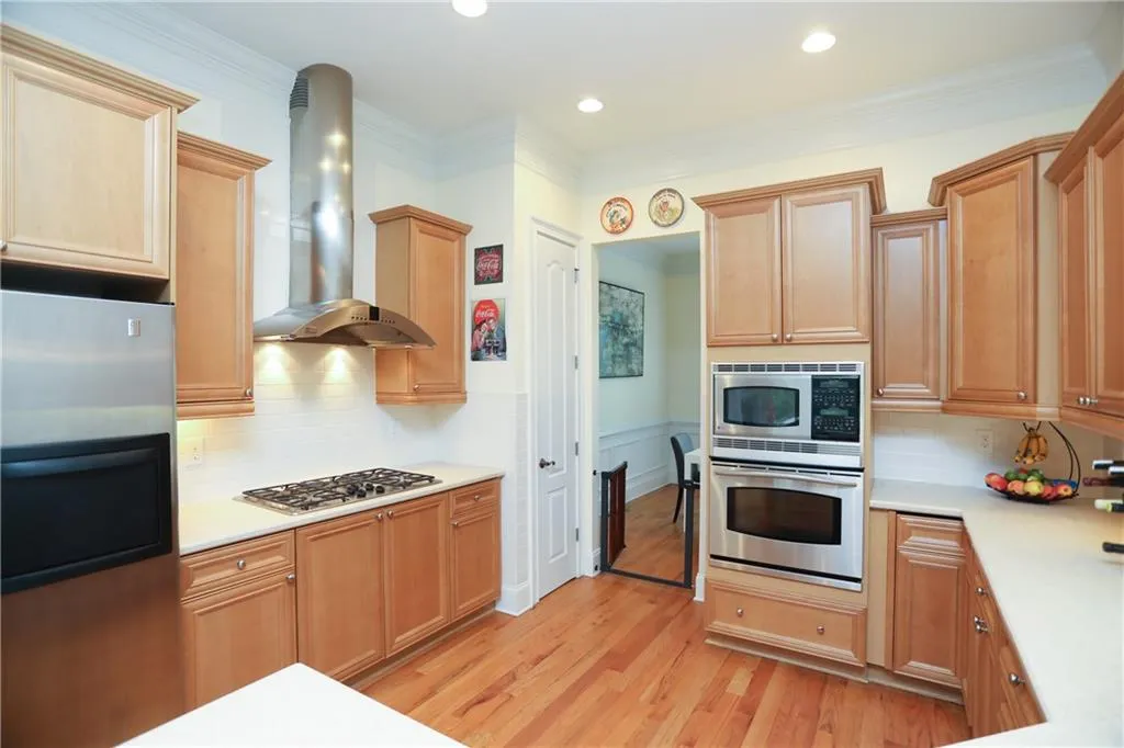 993 Pearl Point, Sandy Springs, Georgia 30328, 3 Bedrooms Bedrooms, ,3 BathroomsBathrooms,Residential,Sold,993 Pearl Point,6549157