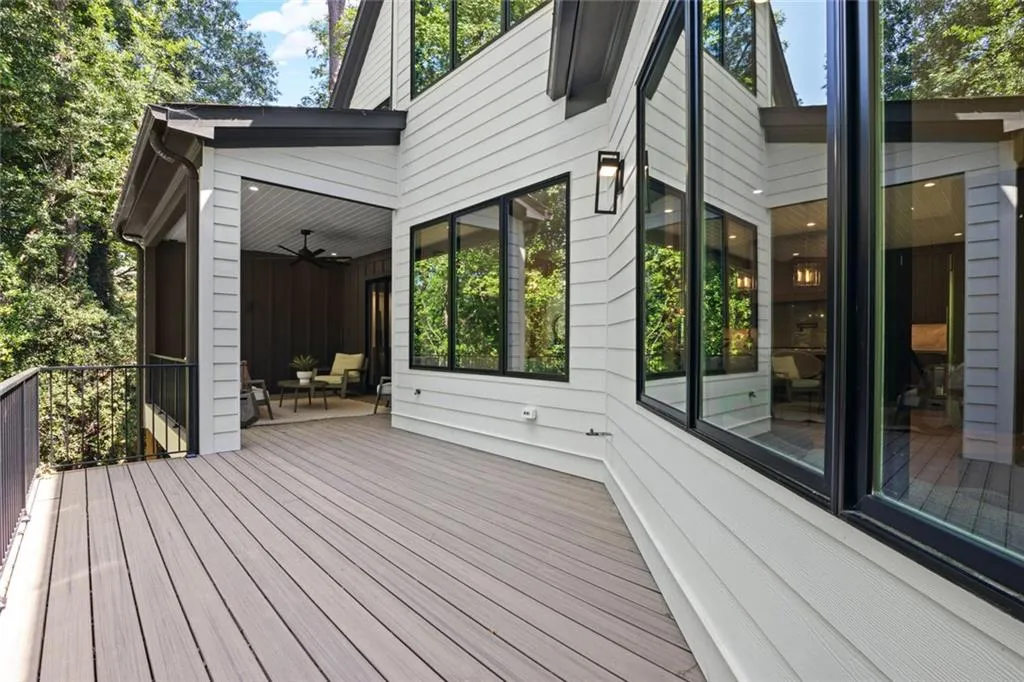 4132 Haverhill Drive Ne, Atlanta, Georgia 30342, 6 Bedrooms Bedrooms, 0 ,7 BathroomsBathrooms,Residential,For Sale,4132 Haverhill Drive Ne,7829234