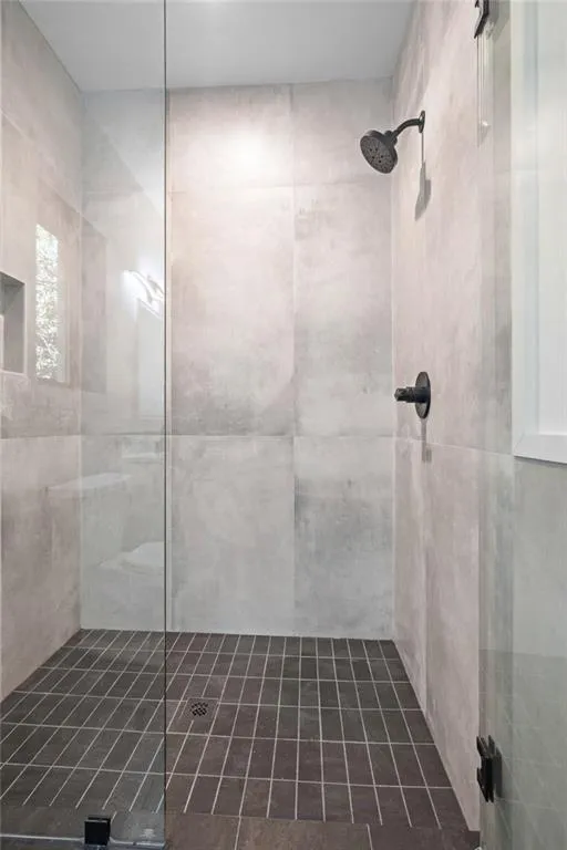 4132 Haverhill Drive Ne, Atlanta, Georgia 30342, 6 Bedrooms Bedrooms, 0 ,7 BathroomsBathrooms,Residential,For Sale,4132 Haverhill Drive Ne,7829234