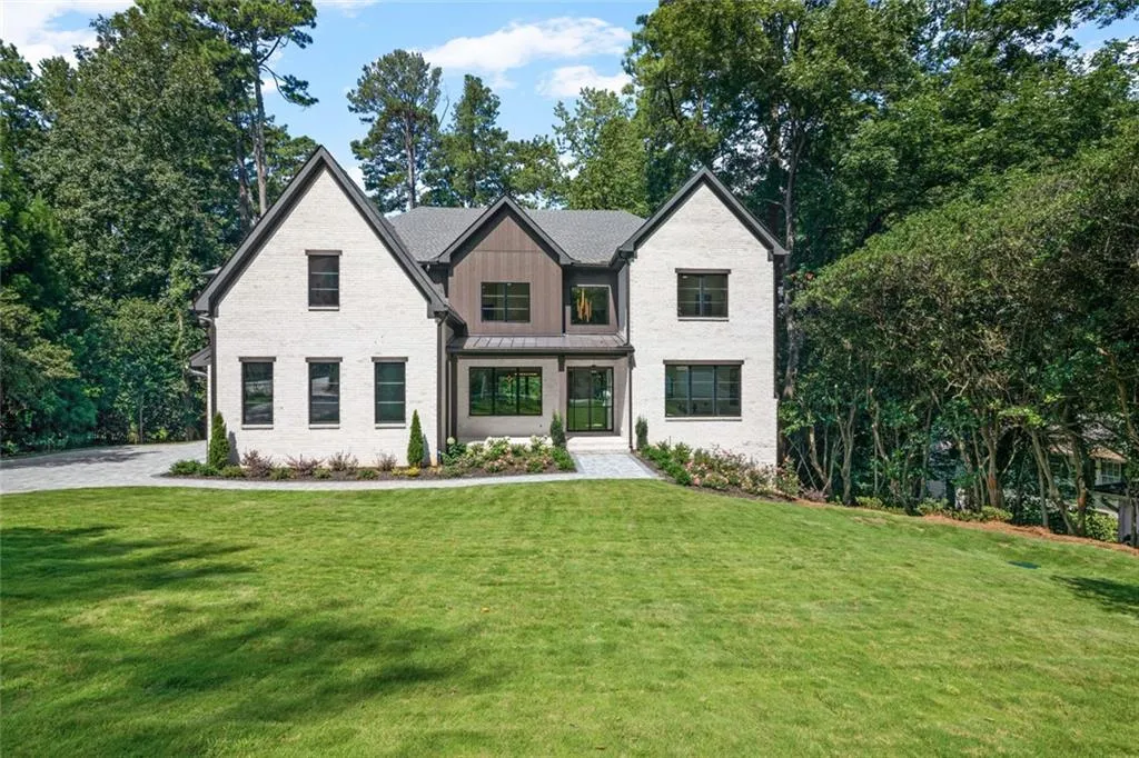 4132 Haverhill Drive Ne, Atlanta, Georgia 30342, 6 Bedrooms Bedrooms, 0 ,7 BathroomsBathrooms,Residential,For Sale,4132 Haverhill Drive Ne,7829234