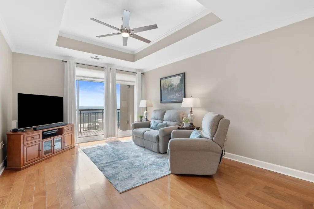 325 E Paces Ferry Road Unit 2003, Atlanta, Georgia 30305, 1 Bedroom Bedrooms, ,1 BathroomBathrooms,Residential,Sold,325 E Paces Ferry Road Unit 2003,7579616