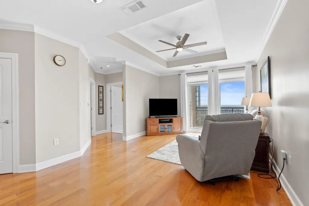 325 E Paces Ferry Road Unit 2003, Atlanta, Georgia 30305, 1 Bedroom Bedrooms, ,1 BathroomBathrooms,Residential,Sold,325 E Paces Ferry Road Unit 2003,7579616