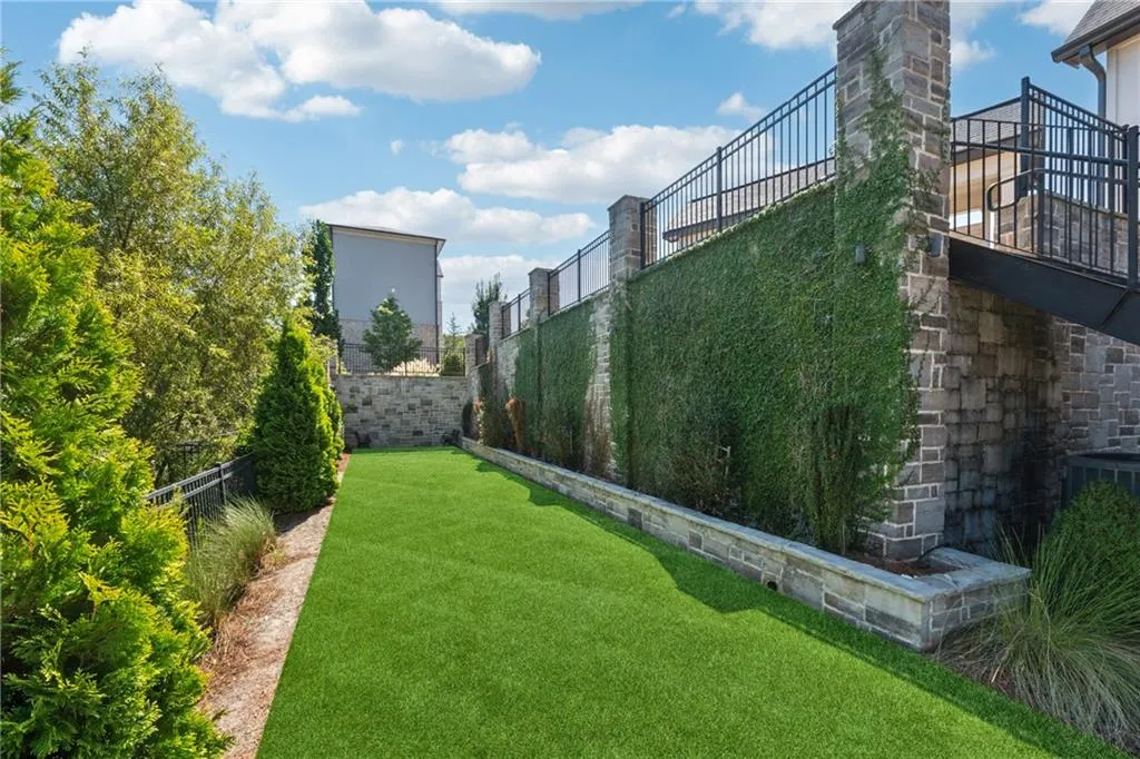 3920 Danube Lane, Atlanta, Georgia 30339, 3 Bedrooms Bedrooms, ,3 BathroomsBathrooms,Residential,For Sale,3920 Danube Lane,7668334 3920 Danube Lane, Atlanta, Georgia 30339, 3 Bedrooms Bedrooms, ,3 BathroomsBathrooms,Residential,For Sale,3920 Danube Lane,7668334