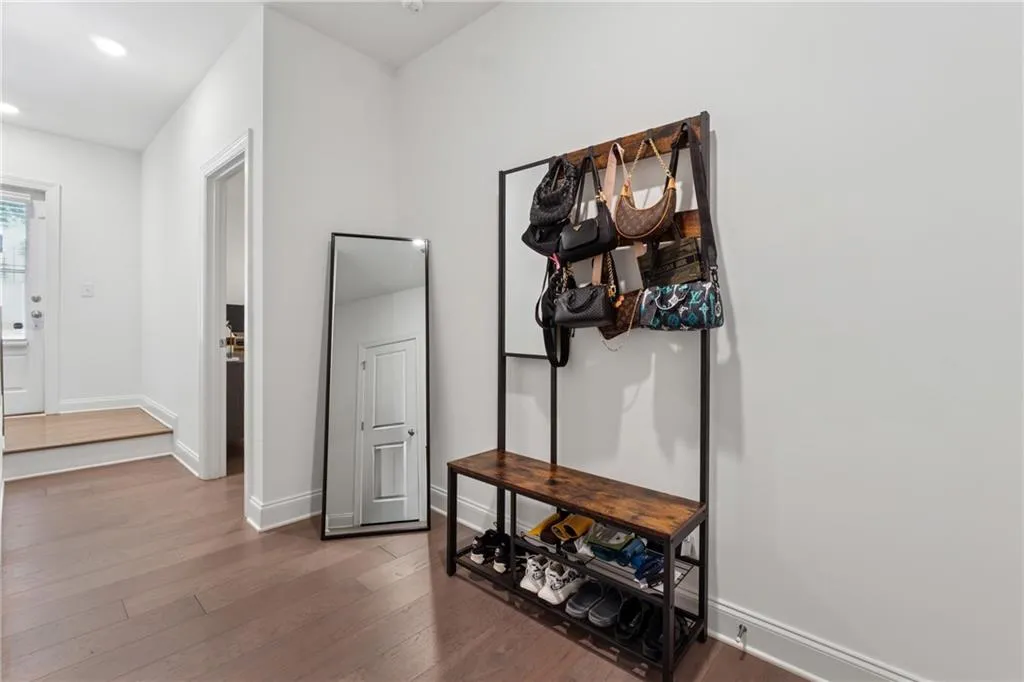 3920 Danube Lane, Atlanta, Georgia 30339, 3 Bedrooms Bedrooms, ,3 BathroomsBathrooms,Residential,For Sale,3920 Danube Lane,7668334 3920 Danube Lane, Atlanta, Georgia 30339, 3 Bedrooms Bedrooms, ,3 BathroomsBathrooms,Residential,For Sale,3920 Danube Lane,7668334