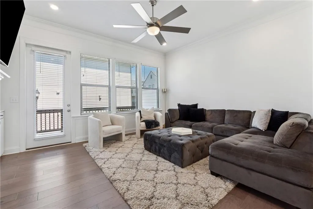 3920 Danube Lane, Atlanta, Georgia 30339, 3 Bedrooms Bedrooms, ,3 BathroomsBathrooms,Residential,For Sale,3920 Danube Lane,7668334 3920 Danube Lane, Atlanta, Georgia 30339, 3 Bedrooms Bedrooms, ,3 BathroomsBathrooms,Residential,For Sale,3920 Danube Lane,7668334