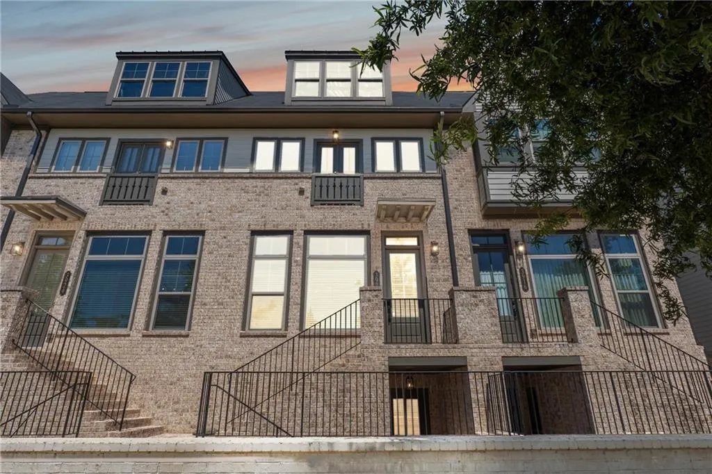 3920 Danube Lane, Atlanta, Georgia 30339, 3 Bedrooms Bedrooms, ,3 BathroomsBathrooms,Residential,For Sale,3920 Danube Lane,7668334 3920 Danube Lane, Atlanta, Georgia 30339, 3 Bedrooms Bedrooms, ,3 BathroomsBathrooms,Residential,For Sale,3920 Danube Lane,7668334