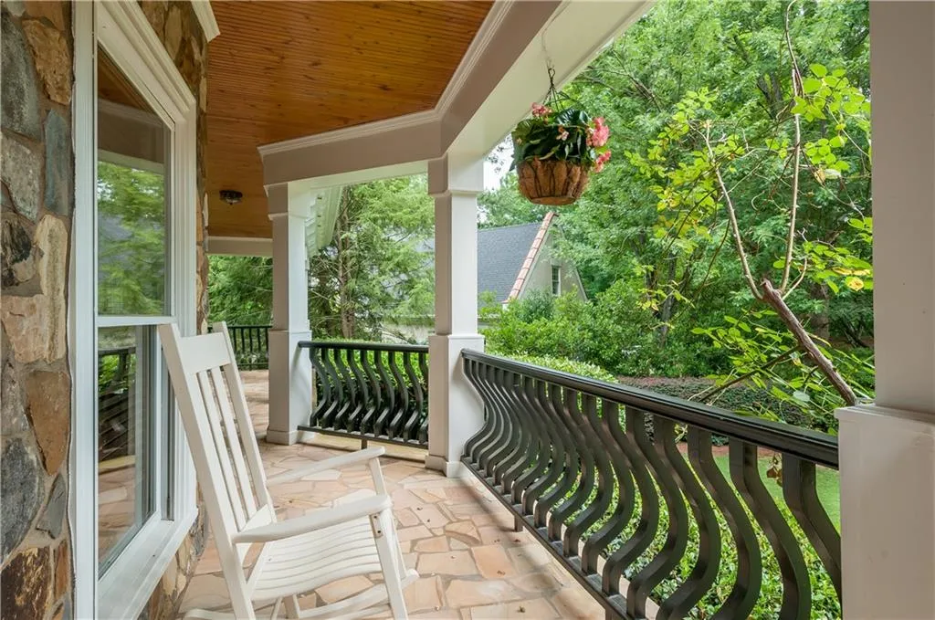 210 Lachaize Circle Nw, Atlanta, Georgia 30327, 7 Bedrooms Bedrooms, ,6 BathroomsBathrooms,Residential,Sold,210 Lachaize Circle Nw,5708198