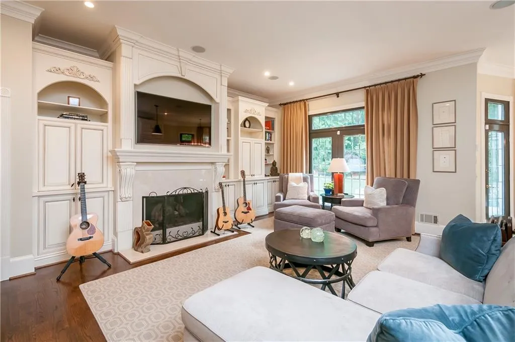 210 Lachaize Circle Nw, Atlanta, Georgia 30327, 7 Bedrooms Bedrooms, ,6 BathroomsBathrooms,Residential,Sold,210 Lachaize Circle Nw,5708198