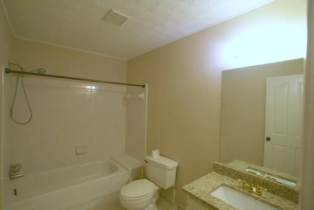 78 Dunwoody Springs Drive Ne Unit 78, Atlanta, Georgia 30328, 2 Bedrooms Bedrooms, ,2 BathroomsBathrooms,Residential,Sold,78 Dunwoody Springs Drive Ne Unit 78,5723819