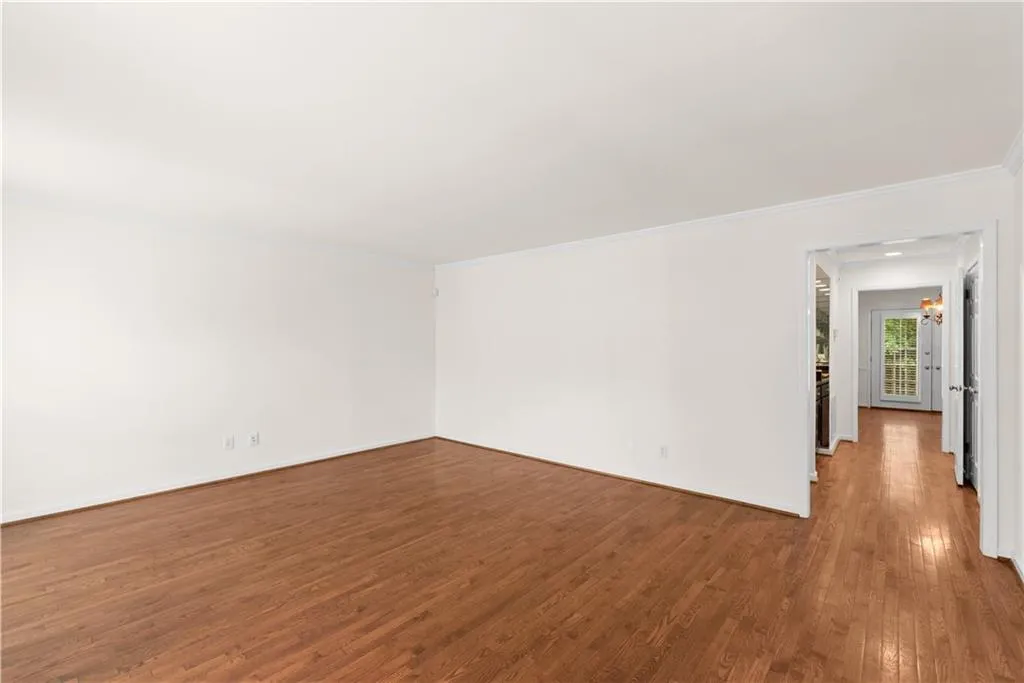 246 The South Chace Ne, Sandy Springs, Georgia 30328, 3 Bedrooms Bedrooms, ,2 BathroomsBathrooms,Residential,Sold,246 The South Chace Ne,6874911