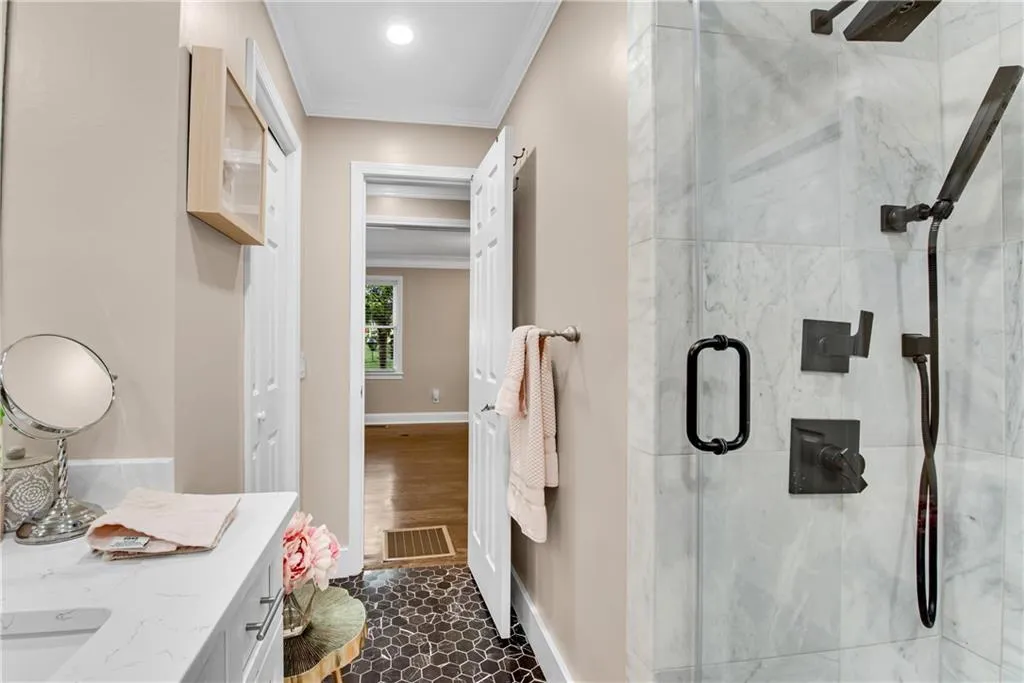 2735 Skyland Drive Ne, Atlanta, Georgia 30319, 3 Bedrooms Bedrooms, ,2 BathroomsBathrooms,Residential,For Sale,2735 Skyland Drive Ne,7649328