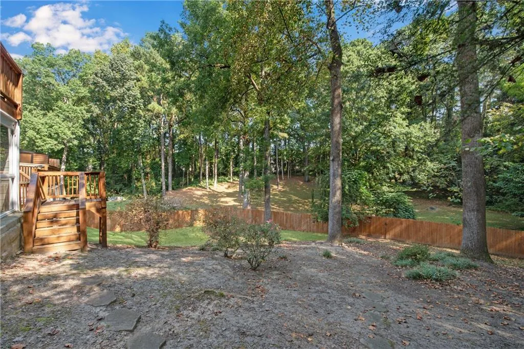 2735 Skyland Drive Ne, Atlanta, Georgia 30319, 3 Bedrooms Bedrooms, ,2 BathroomsBathrooms,Residential,For Sale,2735 Skyland Drive Ne,7649328