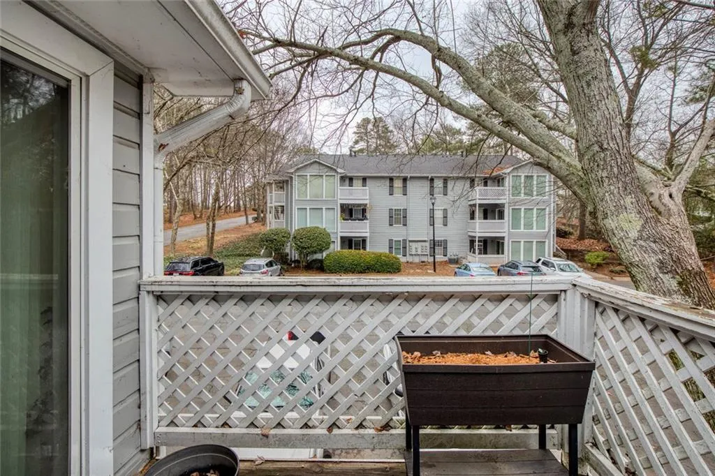 310 Natchez Trace, Atlanta, Georgia 30350, 2 Bedrooms Bedrooms, ,1 BathroomBathrooms,Residential,For Sale,310 Natchez Trace,7691737