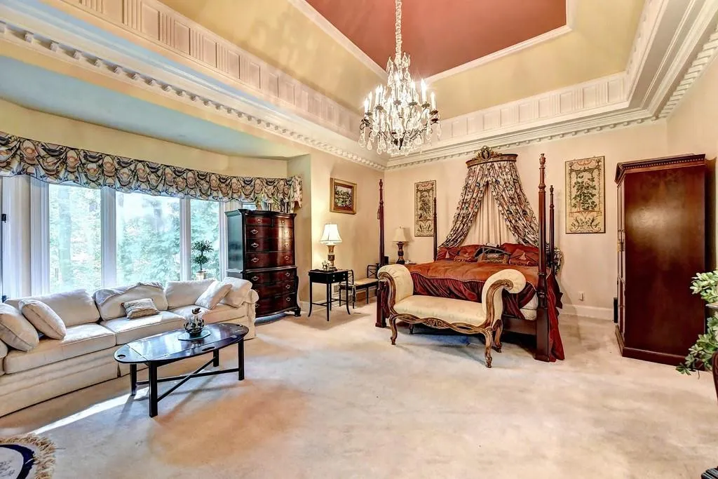 9345 Huntcliff Trace, Sandy Springs, Georgia 30350, 6 Bedrooms Bedrooms, ,5 BathroomsBathrooms,Residential,Sold,9345 Huntcliff Trace,6746954