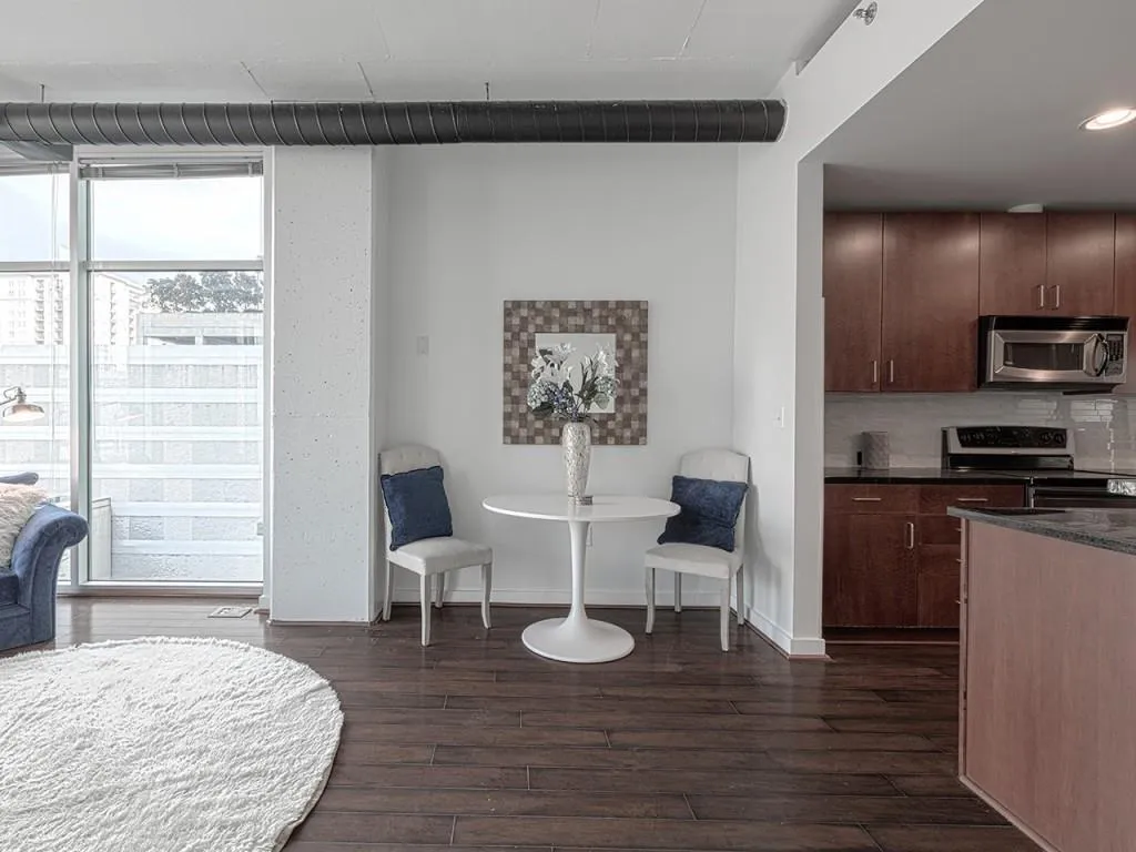 250 Pharr Road Ne Unit 707, Atlanta, Georgia 30305, 1 Bedroom Bedrooms, ,1 BathroomBathrooms,Residential,Sold,250 Pharr Road Ne Unit 707,5969421