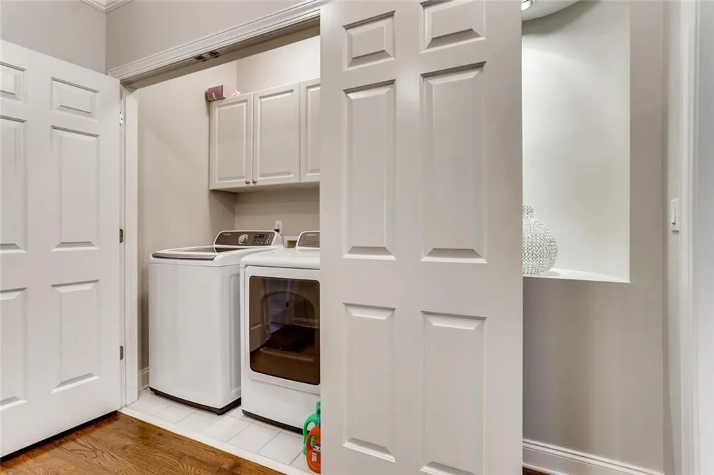 5464 Wentworth Street, Atlanta, Georgia 30342, 4 Bedrooms Bedrooms, ,3 BathroomsBathrooms,Residential,Sold,5464 Wentworth Street,6760914