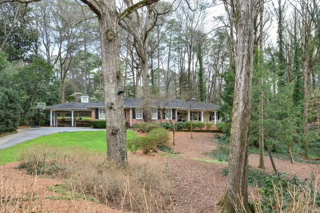 3147 Wood Valley Road Nw, Atlanta, Georgia 30327, 3 Bedrooms Bedrooms, ,2 BathroomsBathrooms,Residential,Sold,3147 Wood Valley Road Nw,5652615