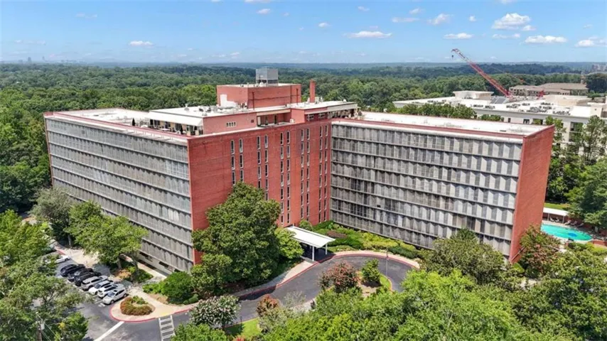 3060 Pharr Court North Nw Unit #619, Atlanta, Georgia 30305