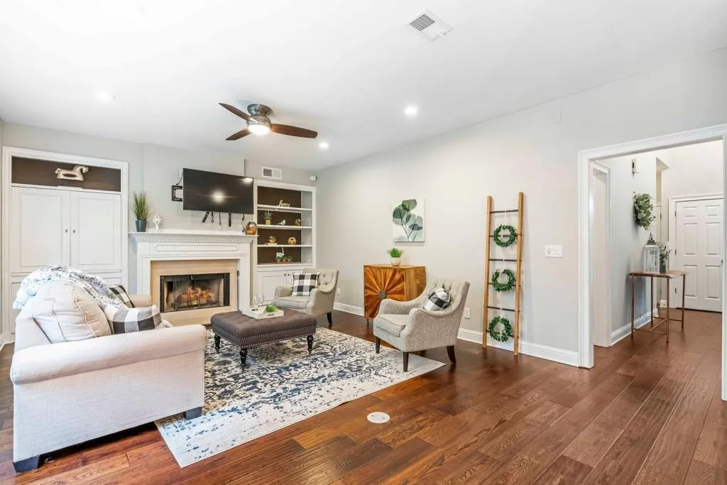 6420 Glen Oaks Lane, Sandy Springs, Georgia 30328, 4 Bedrooms Bedrooms, ,4 BathroomsBathrooms,Residential,Sold,6420 Glen Oaks Lane,6930032