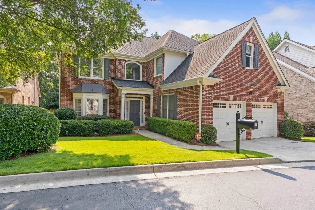 6420 Glen Oaks Lane, Sandy Springs, Georgia 30328, 4 Bedrooms Bedrooms, ,4 BathroomsBathrooms,Residential,Sold,6420 Glen Oaks Lane,6930032