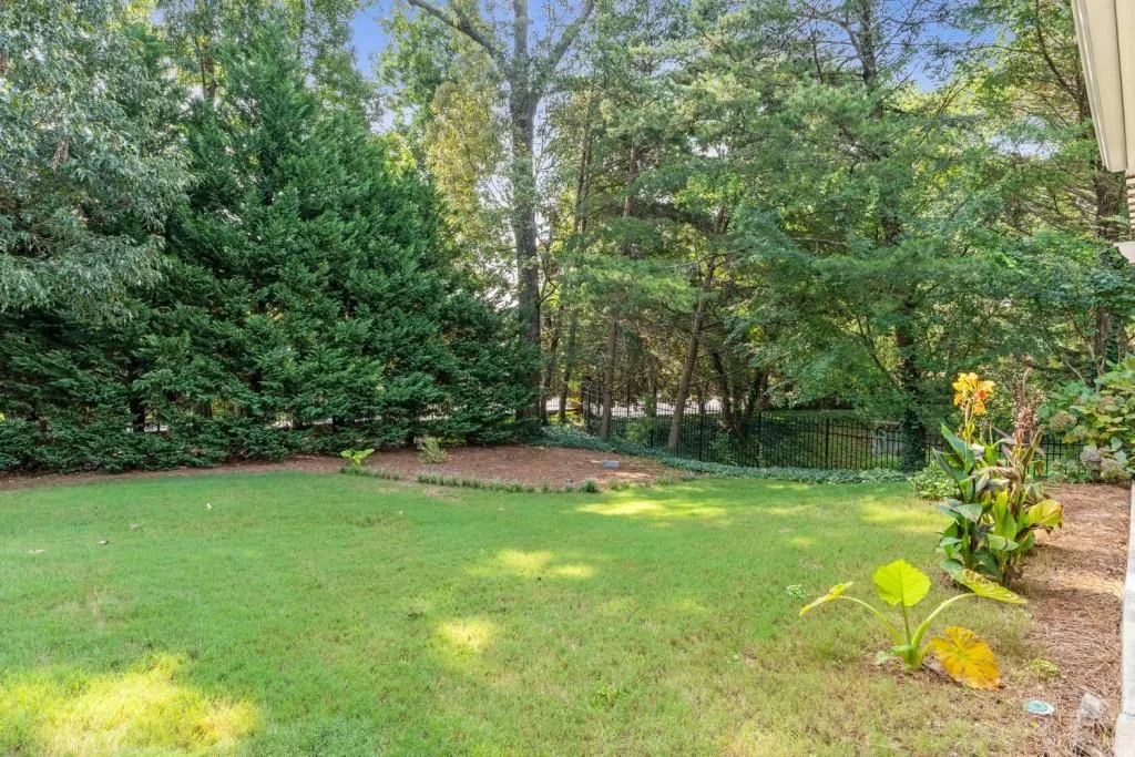 6420 Glen Oaks Lane, Sandy Springs, Georgia 30328, 4 Bedrooms Bedrooms, ,4 BathroomsBathrooms,Residential,Sold,6420 Glen Oaks Lane,6930032