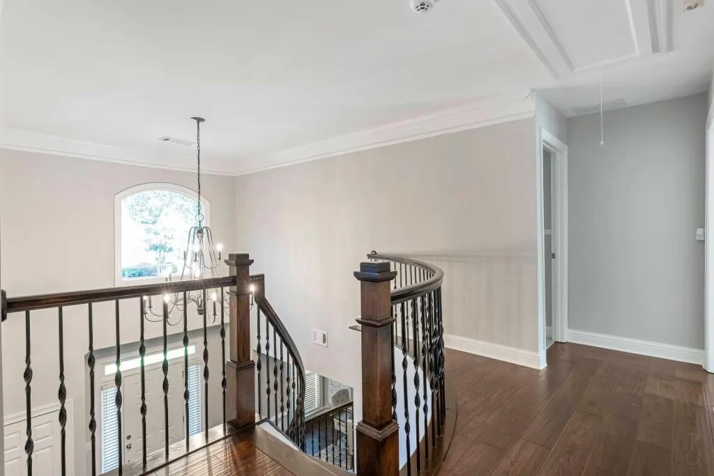 6420 Glen Oaks Lane, Sandy Springs, Georgia 30328, 4 Bedrooms Bedrooms, ,4 BathroomsBathrooms,Residential,Sold,6420 Glen Oaks Lane,6930032