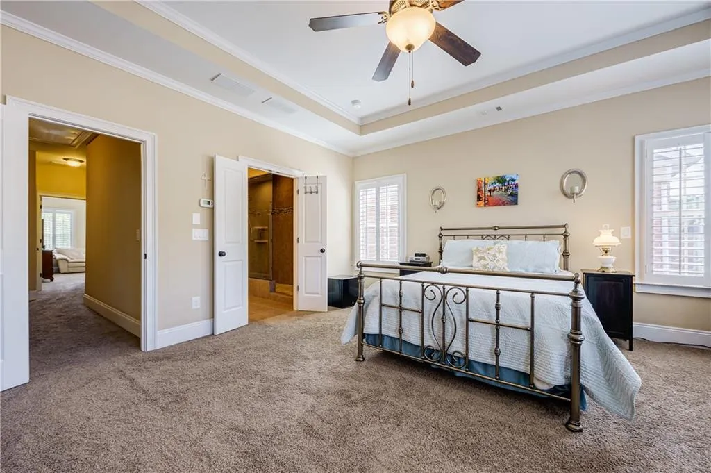 214 Alderwood Point, Atlanta, Georgia 30328, 3 Bedrooms Bedrooms, ,3 BathroomsBathrooms,Residential,Sold,214 Alderwood Point,7066859