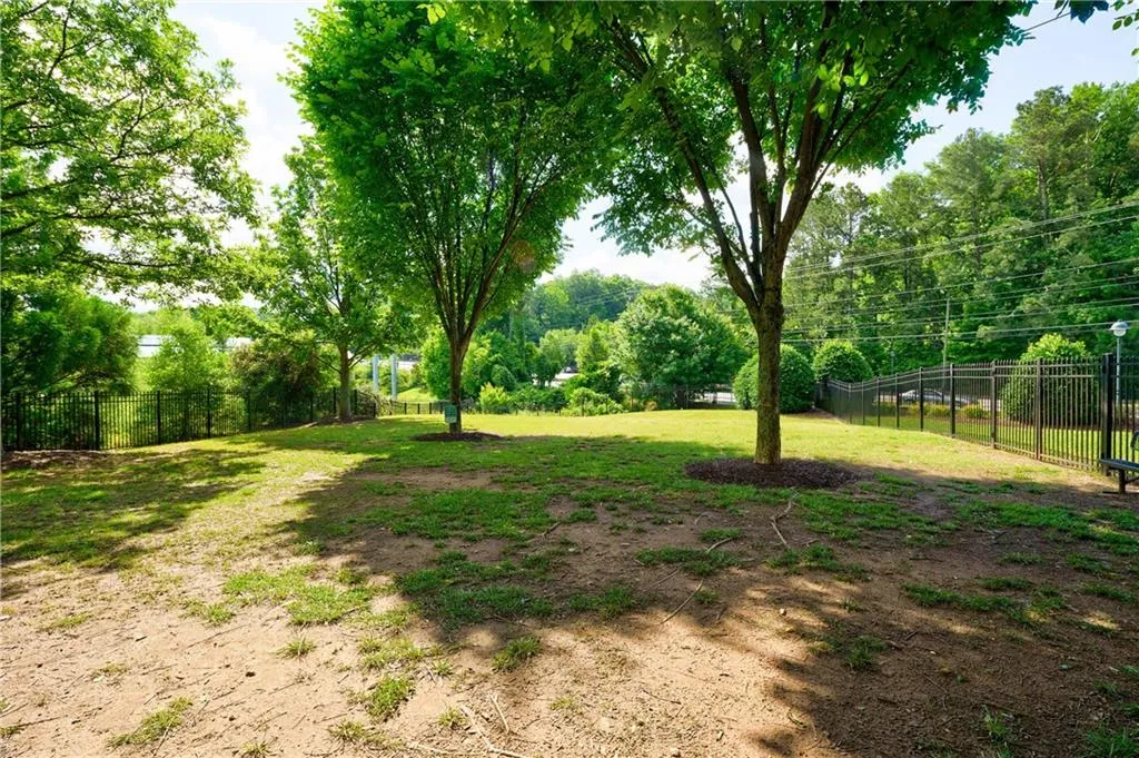 214 Alderwood Point, Atlanta, Georgia 30328, 3 Bedrooms Bedrooms, ,3 BathroomsBathrooms,Residential,Sold,214 Alderwood Point,7066859