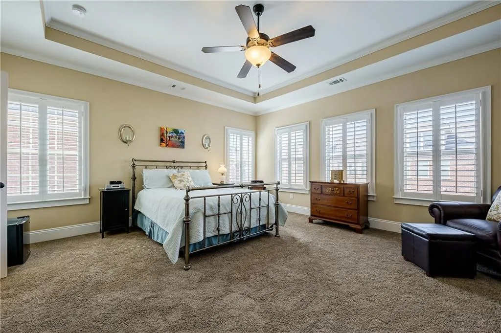 214 Alderwood Point, Atlanta, Georgia 30328, 3 Bedrooms Bedrooms, ,3 BathroomsBathrooms,Residential,Sold,214 Alderwood Point,7066859