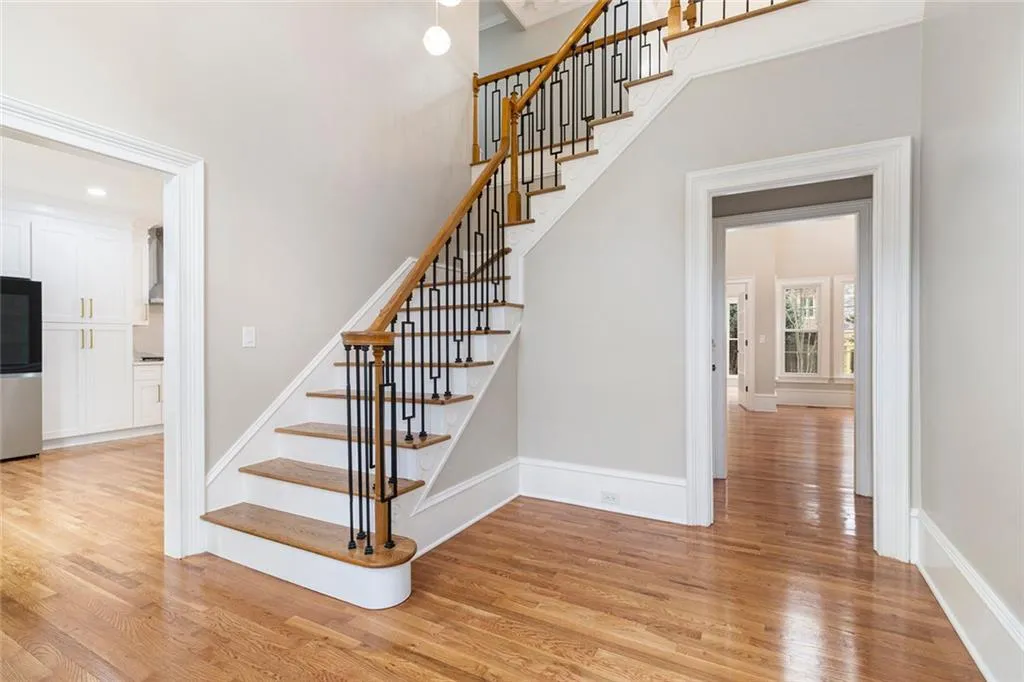 2820 Harwick Drive, Atlanta, Georgia 30350, 6 Bedrooms Bedrooms, ,5 BathroomsBathrooms,Residential,Sold,2820 Harwick Drive,7701215