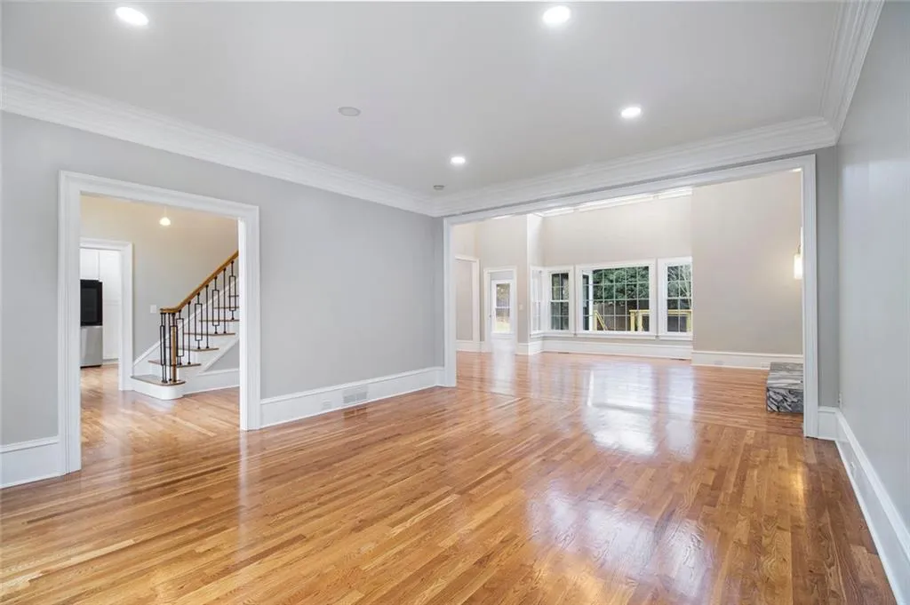 2820 Harwick Drive, Atlanta, Georgia 30350, 6 Bedrooms Bedrooms, ,5 BathroomsBathrooms,Residential,Sold,2820 Harwick Drive,7701215